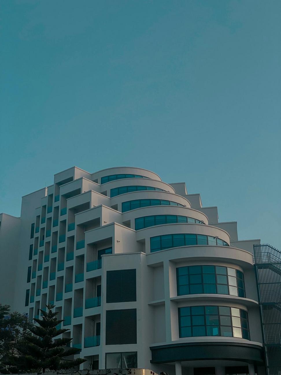 Pyroflux Zenthor Hotel Exterior